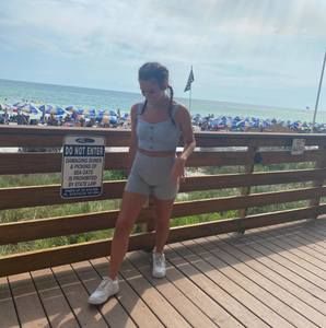 Meet your Posher, Bella